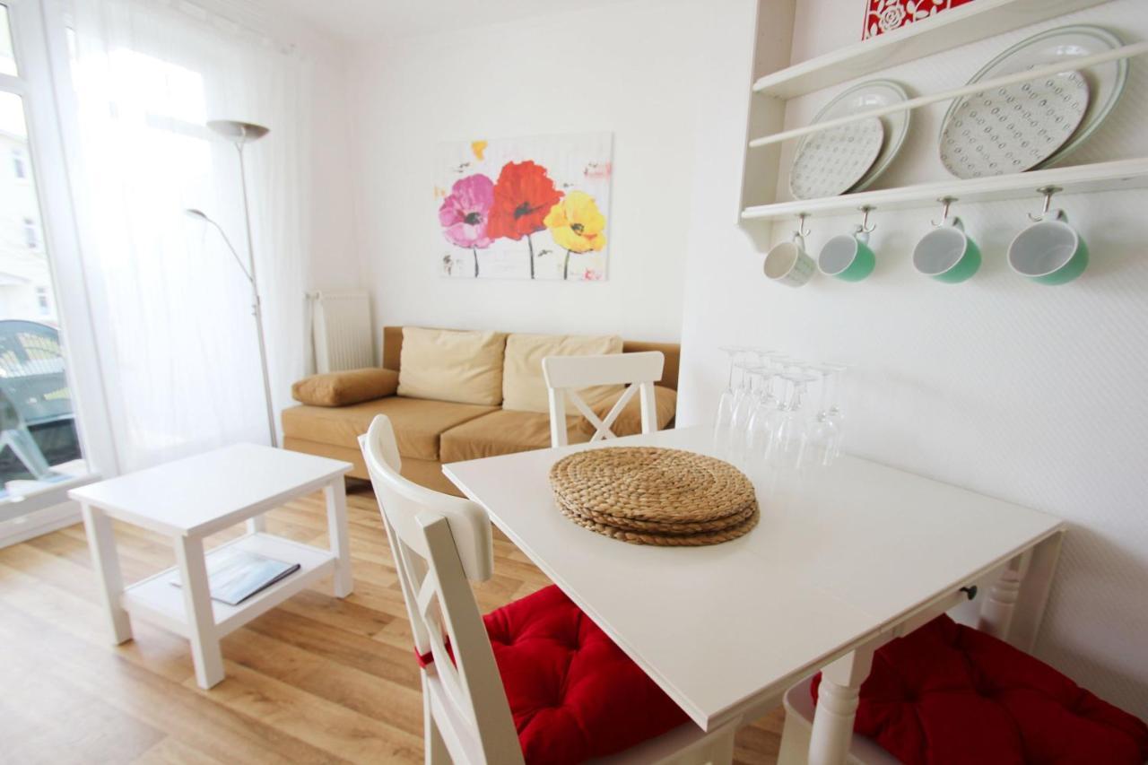 Terrasse, Gratis Nutzung Vom Ahoi Erlebnisbad Und Sauna In Sellin - Meeresblick Fewo 32 Goehren  Exterior photo